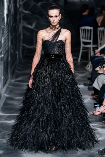 Look 37